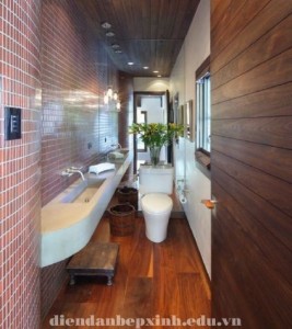 Làm sao phòng tắm hẹp ấn tượng hơn ?